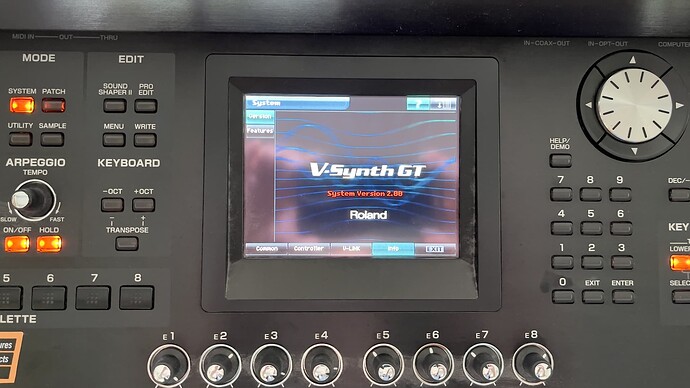 roland_v-synth_gt